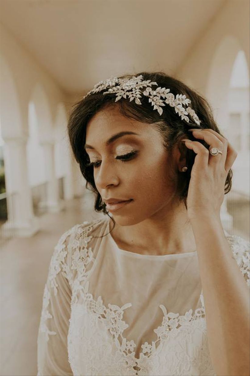 bride with sparkly headband