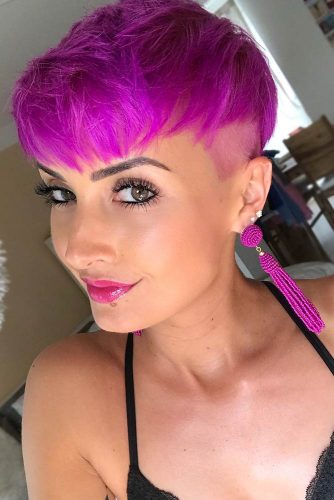 Fabulous Pink Undercut Hairstyle #undercut #undercutwomen #pinkhair #bowlcut