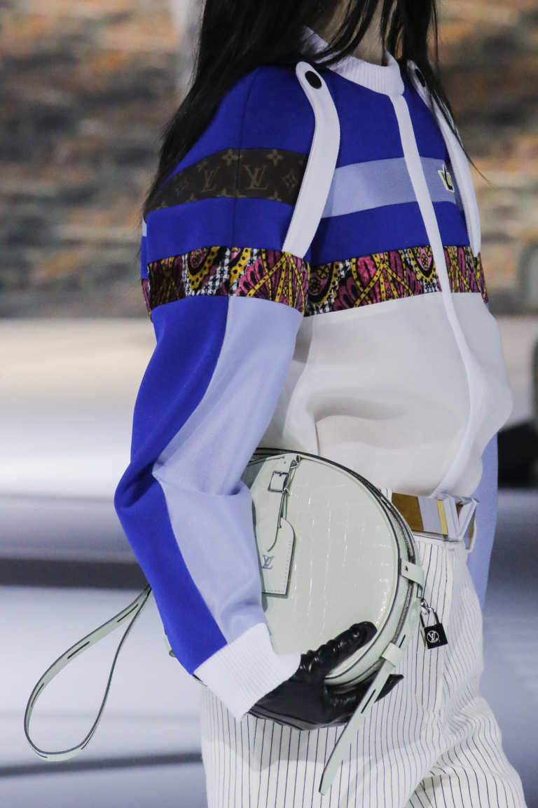 Круглая сумка мятного цвета Louis Vuitton из коллекции осень-зима 2018-2019