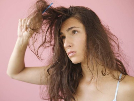 Особенности мытья и расчесывания волос